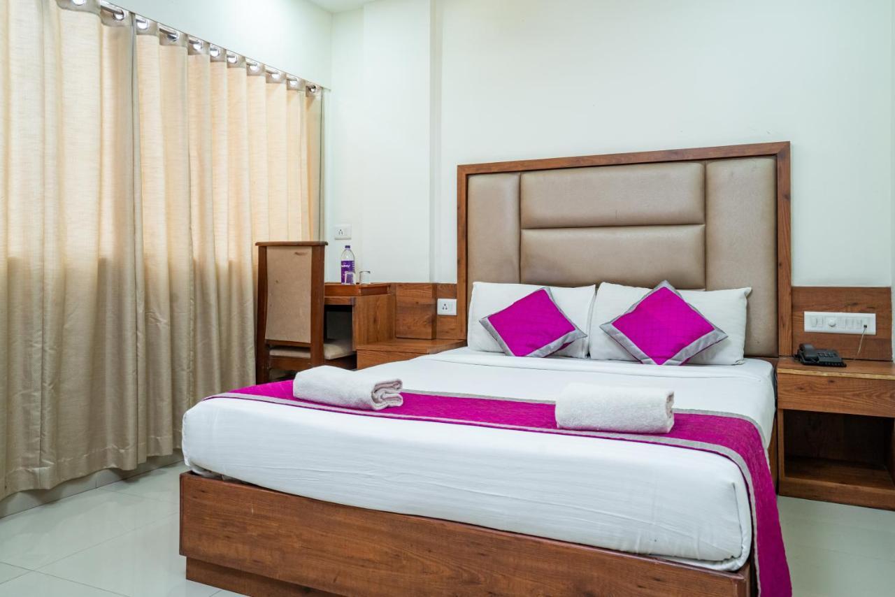Nexstay Crystal Residency Kozhikode Exterior photo