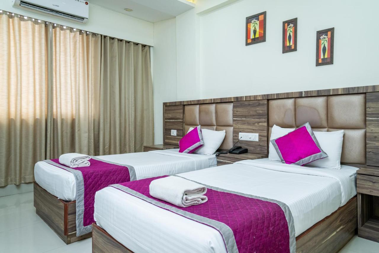 Nexstay Crystal Residency Kozhikode Exterior photo