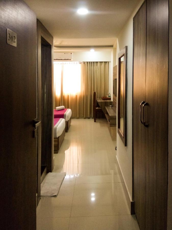 Nexstay Crystal Residency Kozhikode Exterior photo